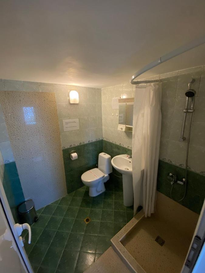 Pontica Homestay *