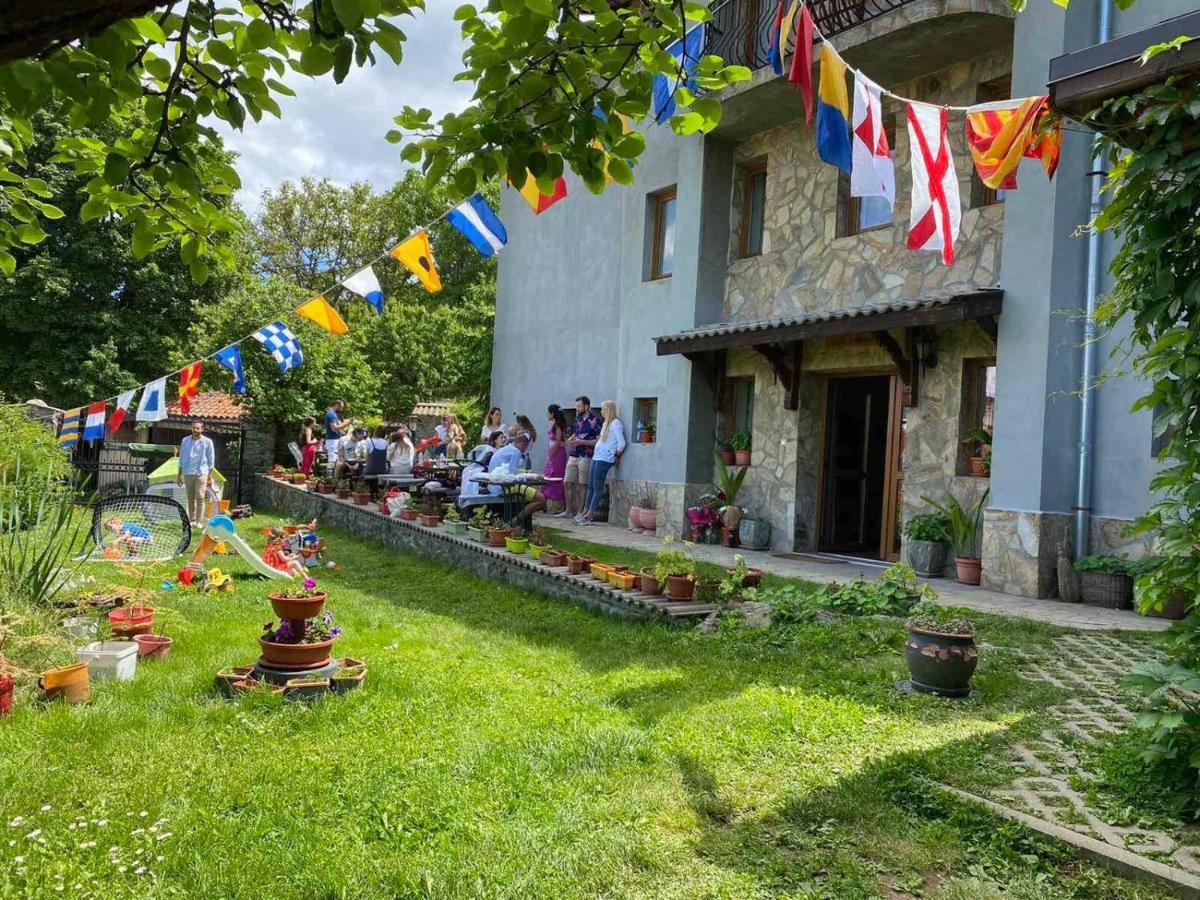 Pontica Homestay