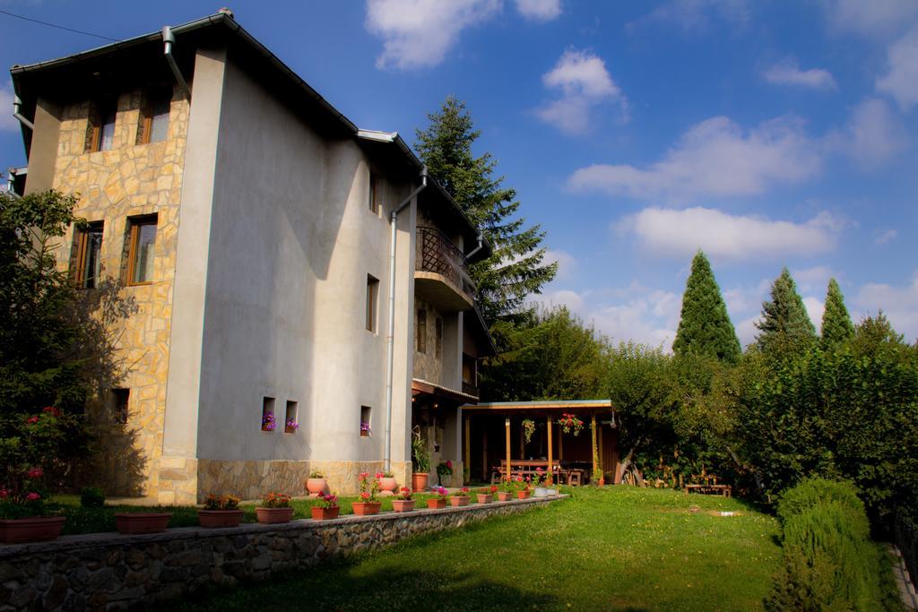 Pontica Homestay